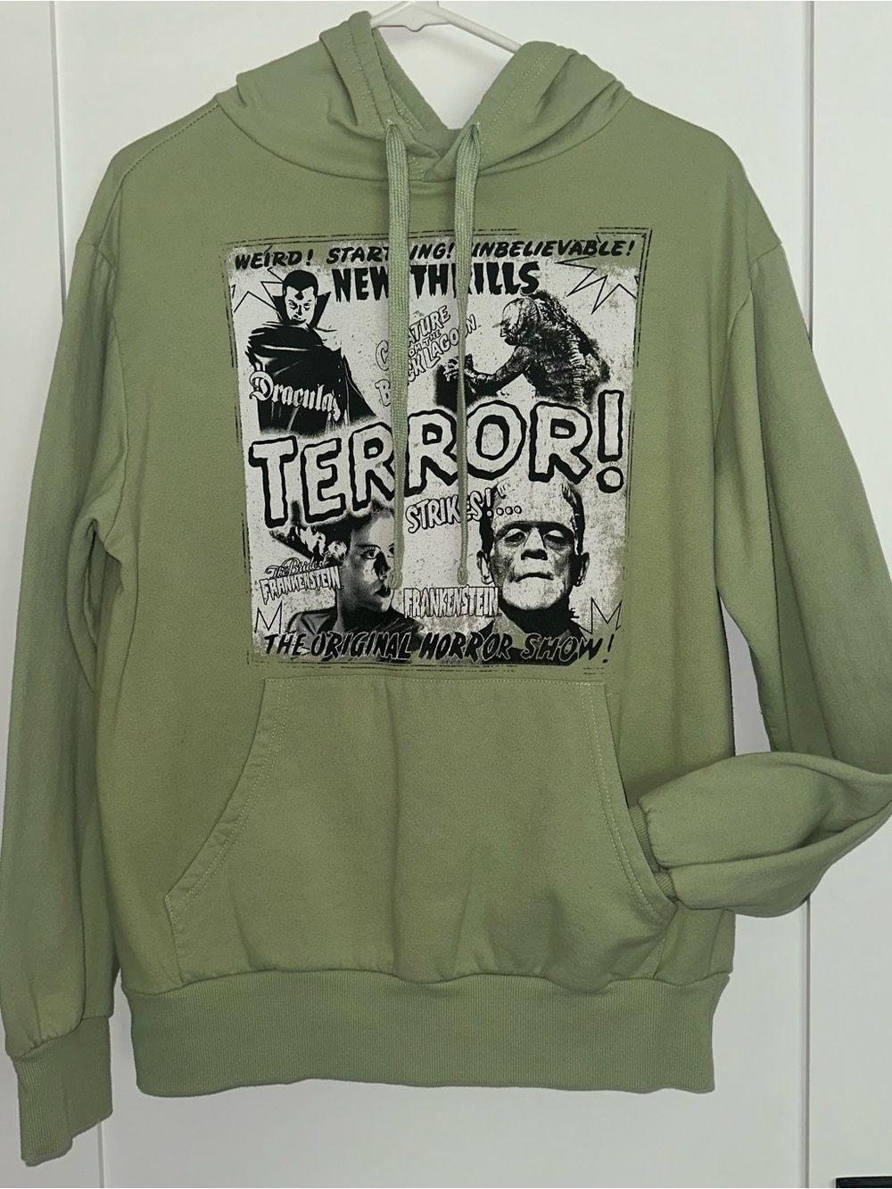 Universal Studios Monsters Green Pull Over Hoodie Sz Sm Dracula Frankenstein